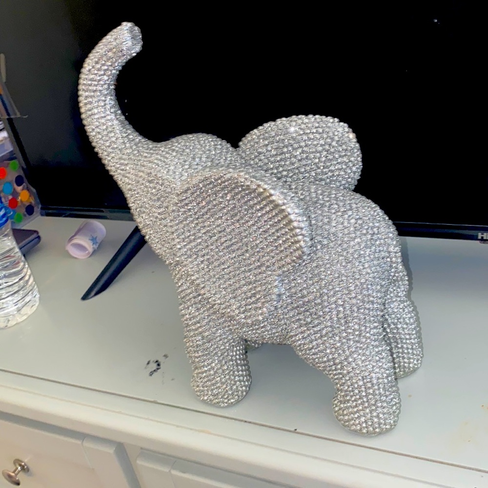 Elephant 🐘